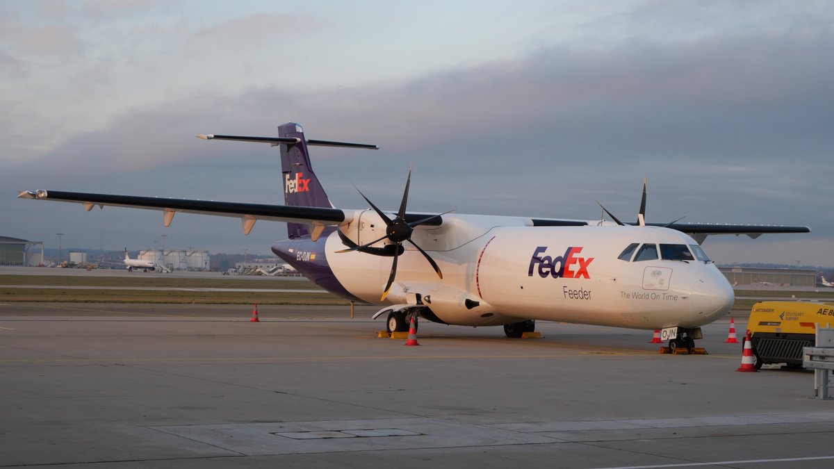 P1115669_01.jpg
