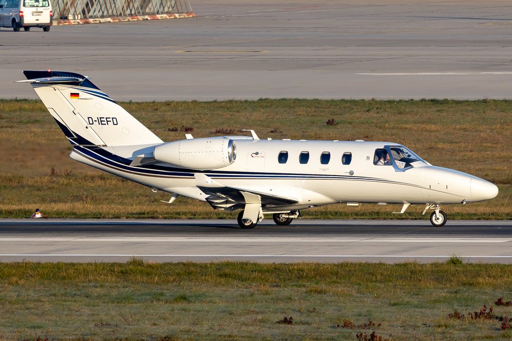 E-Aviation / D-IEFD / Cessna 525 CitationJet M2