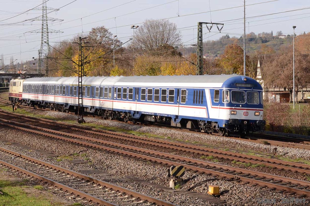 111 212-7 TRI KaKo.1.jpg