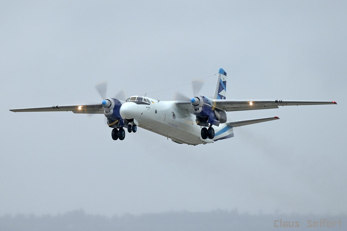 UR-CQV.3.jpg