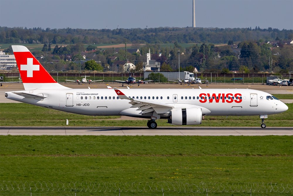 Swiss / HB-JCO / Bombardier CSeries CS300