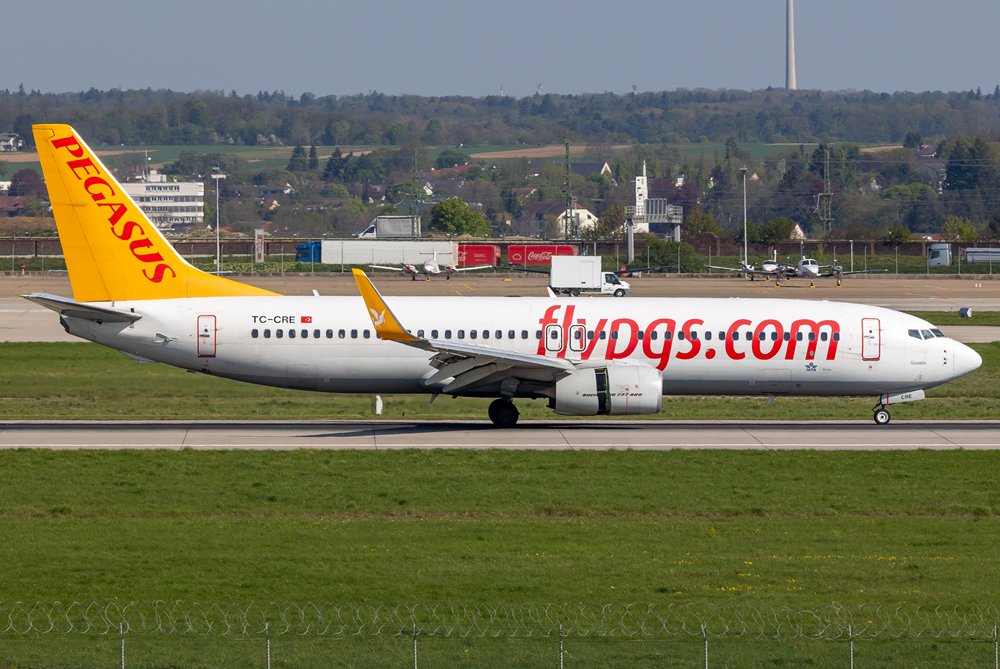 Pegasus Airlines / TC-CRE /Boeing 737-82R