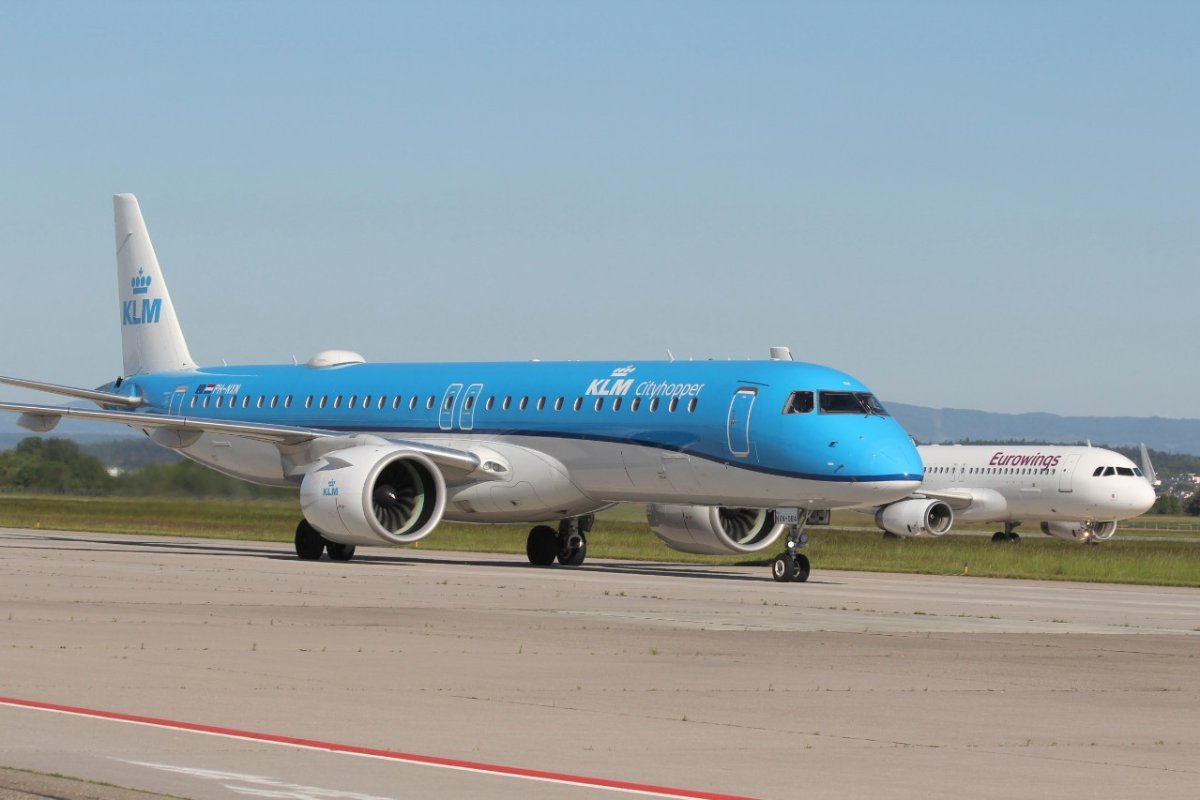 PH-NXN            ERJ-190-400       KLM