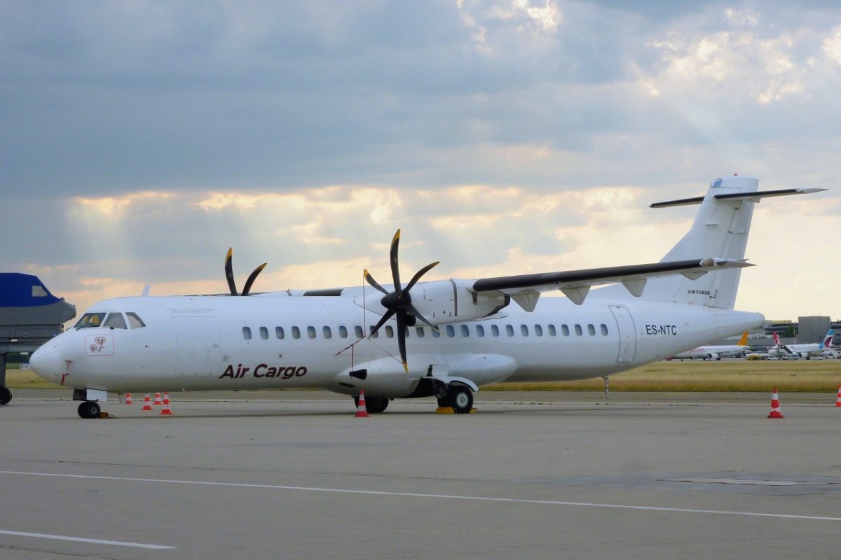 ES-NTC       ATR-72-500(F)        NyxAir