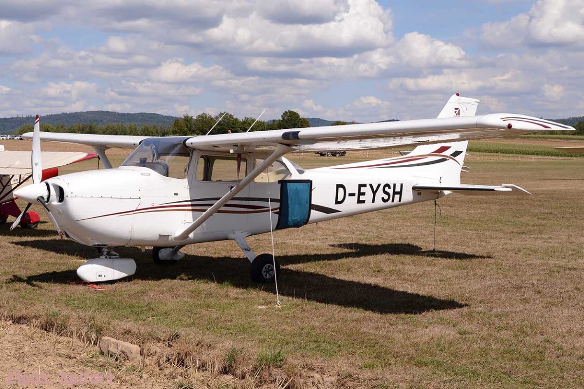 D-EYSH.jpg