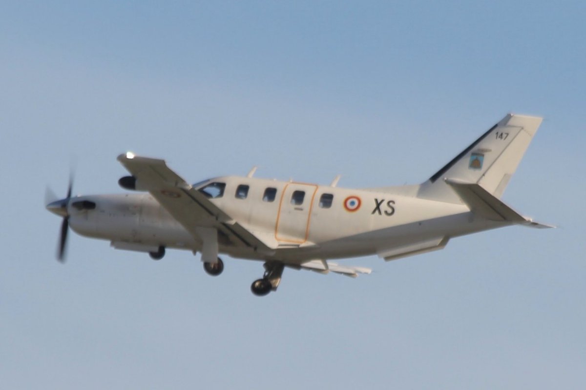 147/XS        TBM700        Armée de l'Air