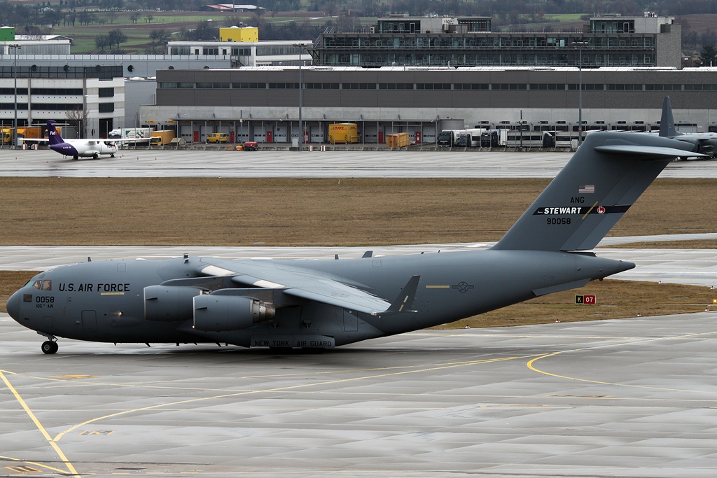 USA - Air Force Boeing C-17A Globemaster III 99-0058 Stewart Air National Guard