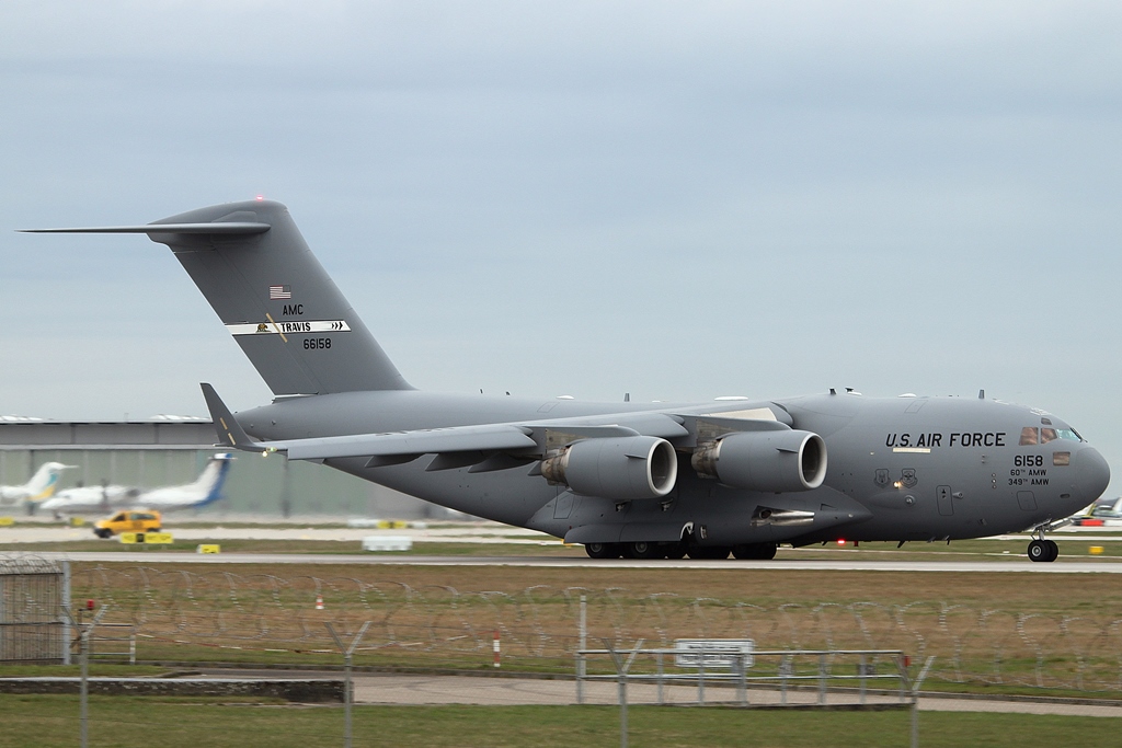 USA - Air Force Boeing C-17A Globemaster III 06-6158
